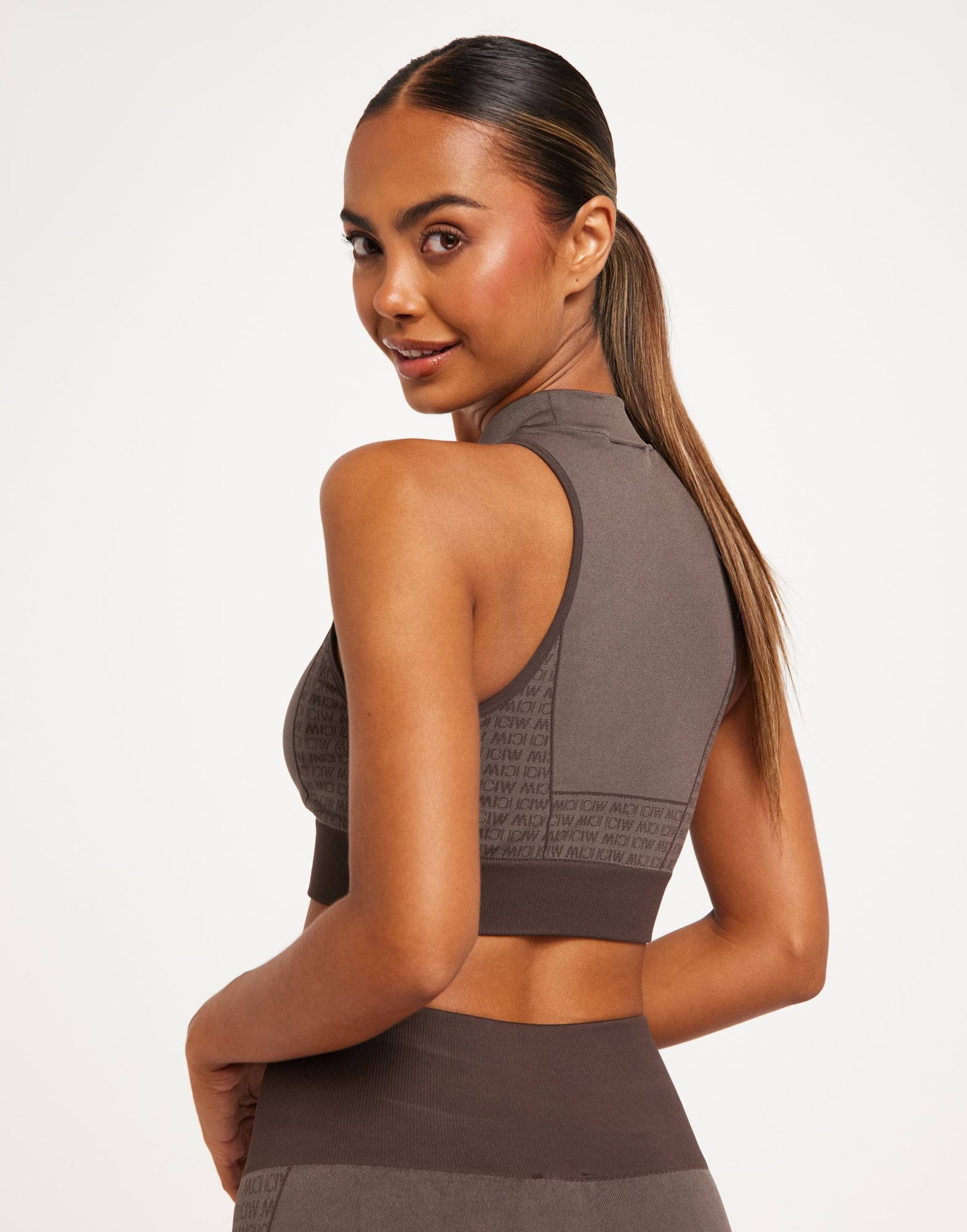 Signature Seamless Cropped Tank Top