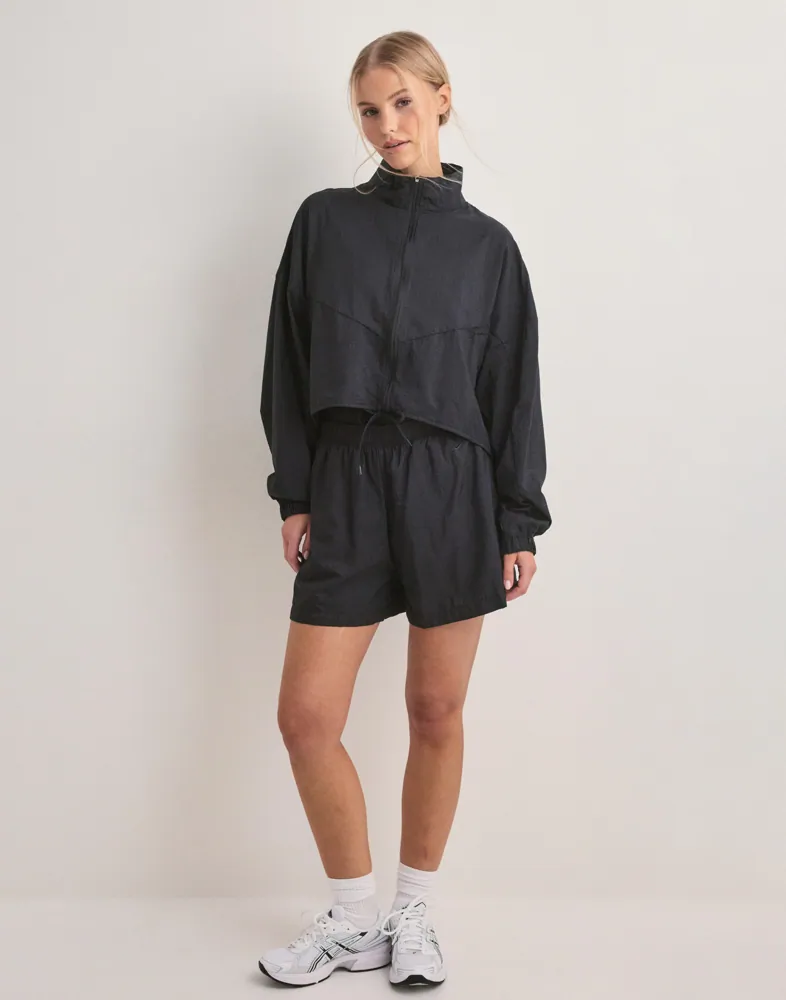 NIKE W Nsw Ltwt Ripstop Wr Jkt jackor dam – bild 2