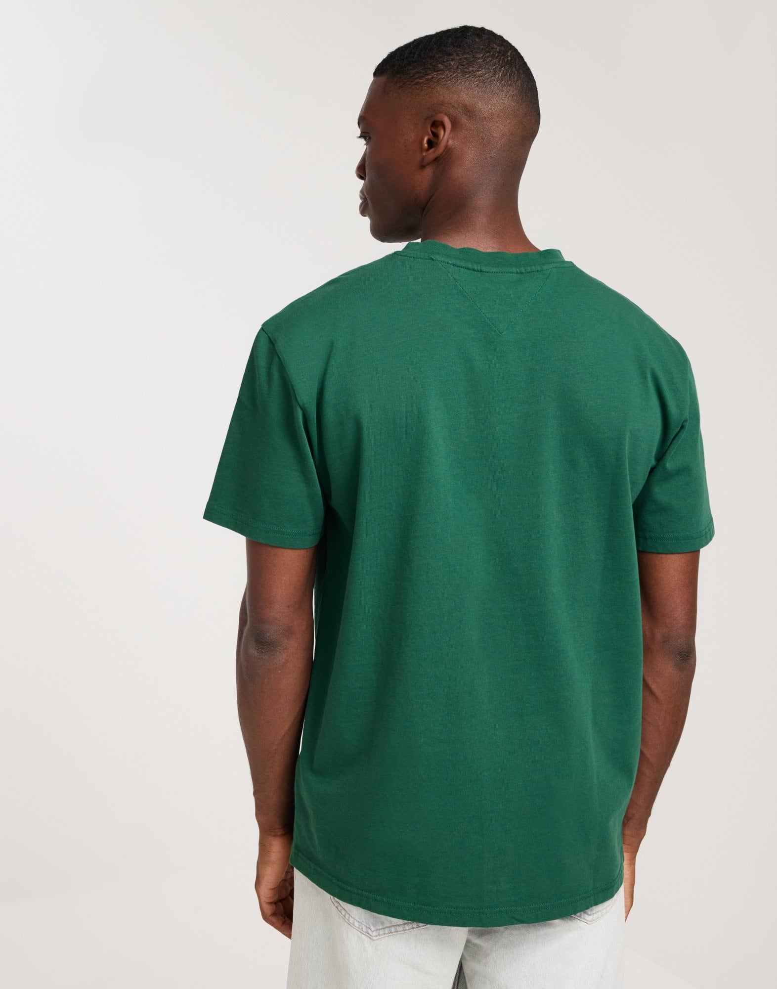 TJM REG TONAL FLAG TEE