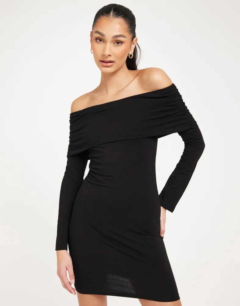Buy Nelly Off Shoulder Dress - Black | Nelly.com