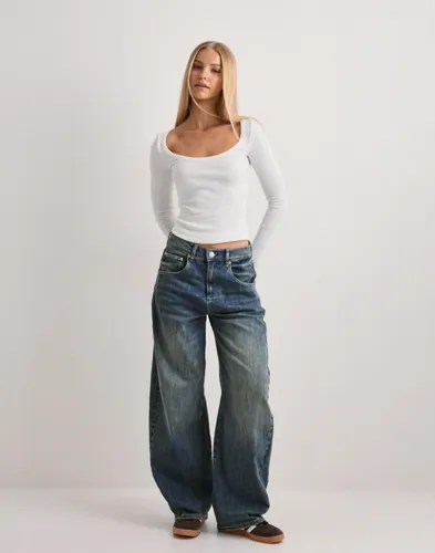 Nelly Twisted Barrel Buckle Jeans dam – bild 2