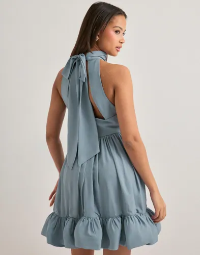 MALINA Fern halterneck ruffled mini dress korta klänningar dam – bild 3