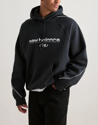 New Balance Trackside Fleece Hoodie Hoodies Svart