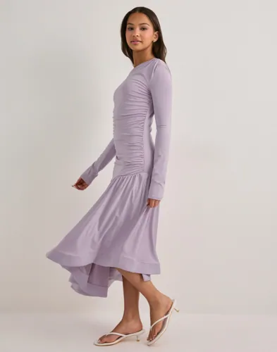 Lionelle Asymmetrical Ruffled 3