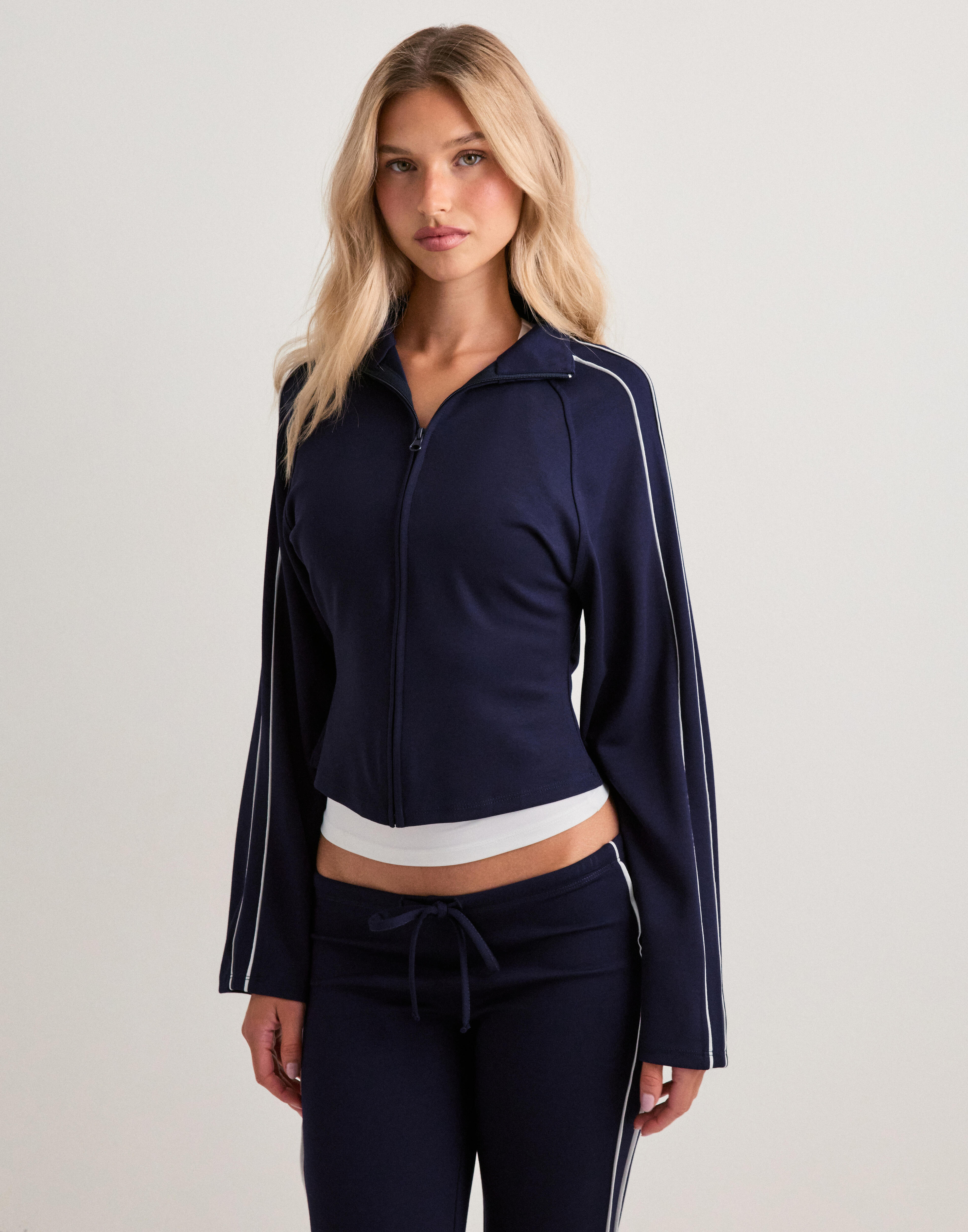 Buy Nelly Track Zip Jacket - Navy | Nelly.com