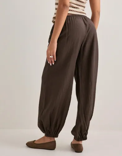 Nelly - Brun - Soft Puff Pants