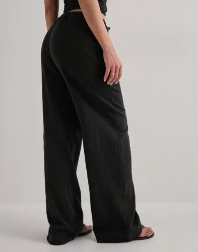 Nelly - Sort - Easy Breeze Pants