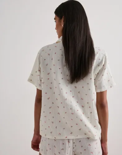 Hunkemöller Jacket Ss Muslin Flower pyjamas dam – bild 3