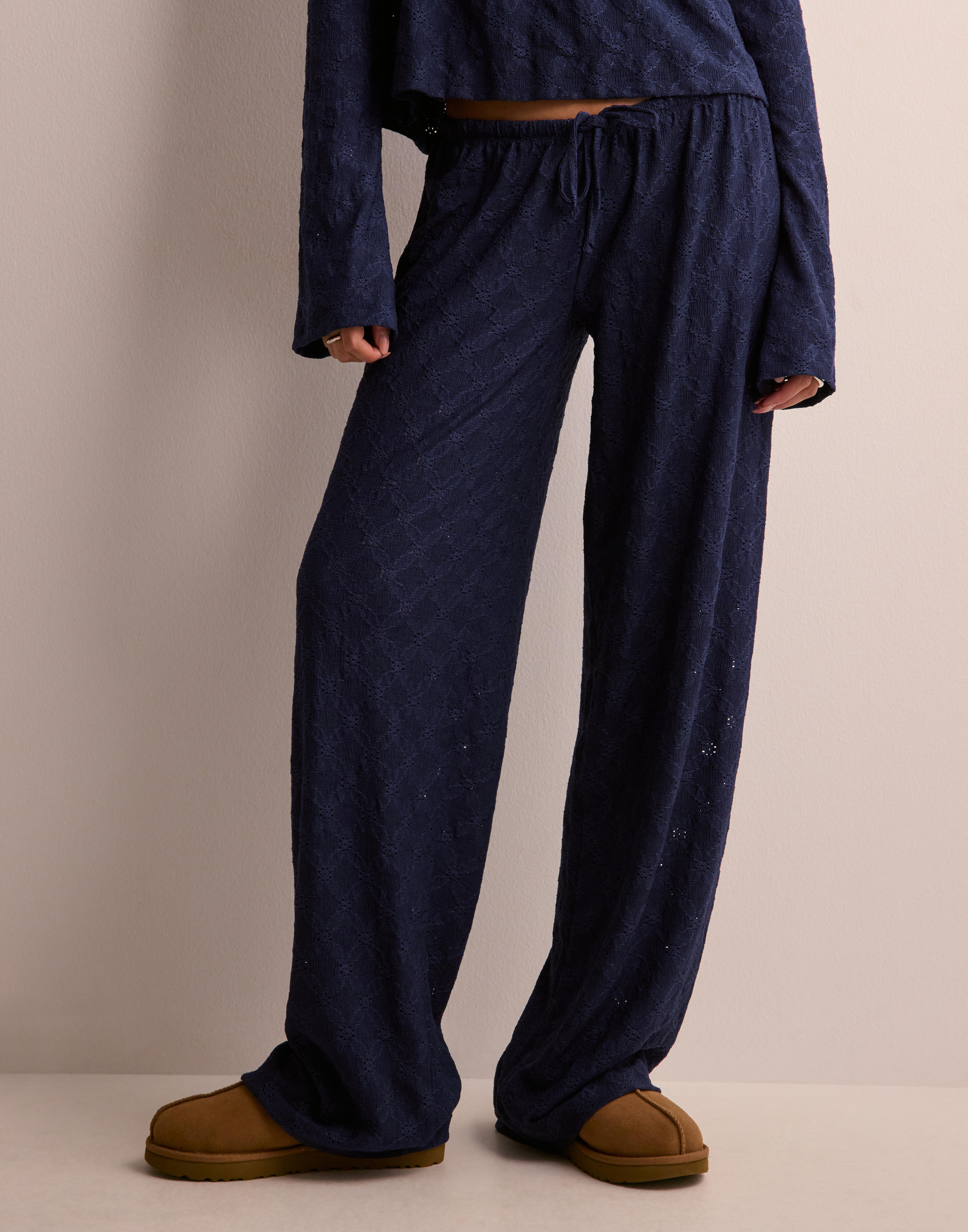 Broderie chill pants