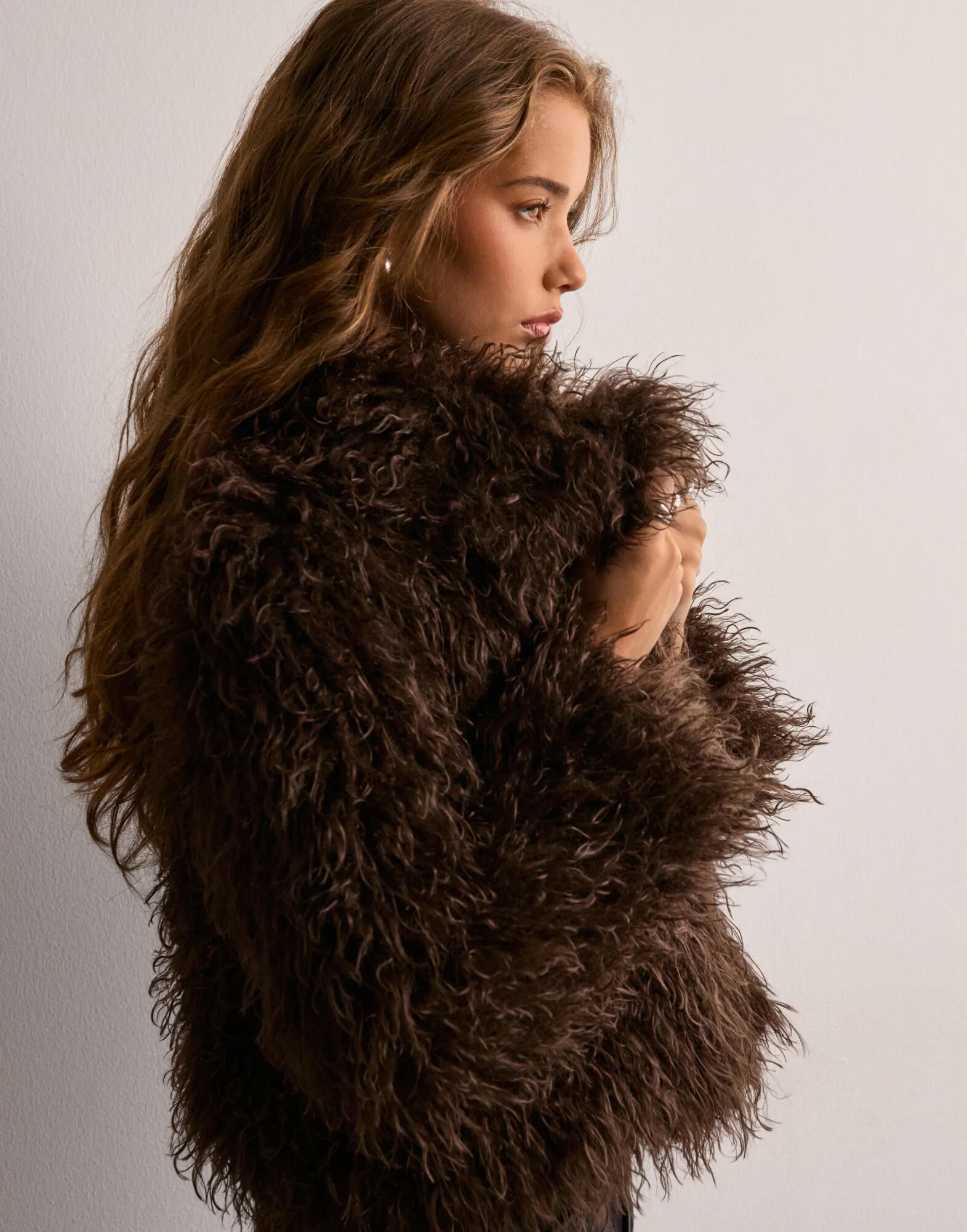 Puffy fur coat nelly best sale