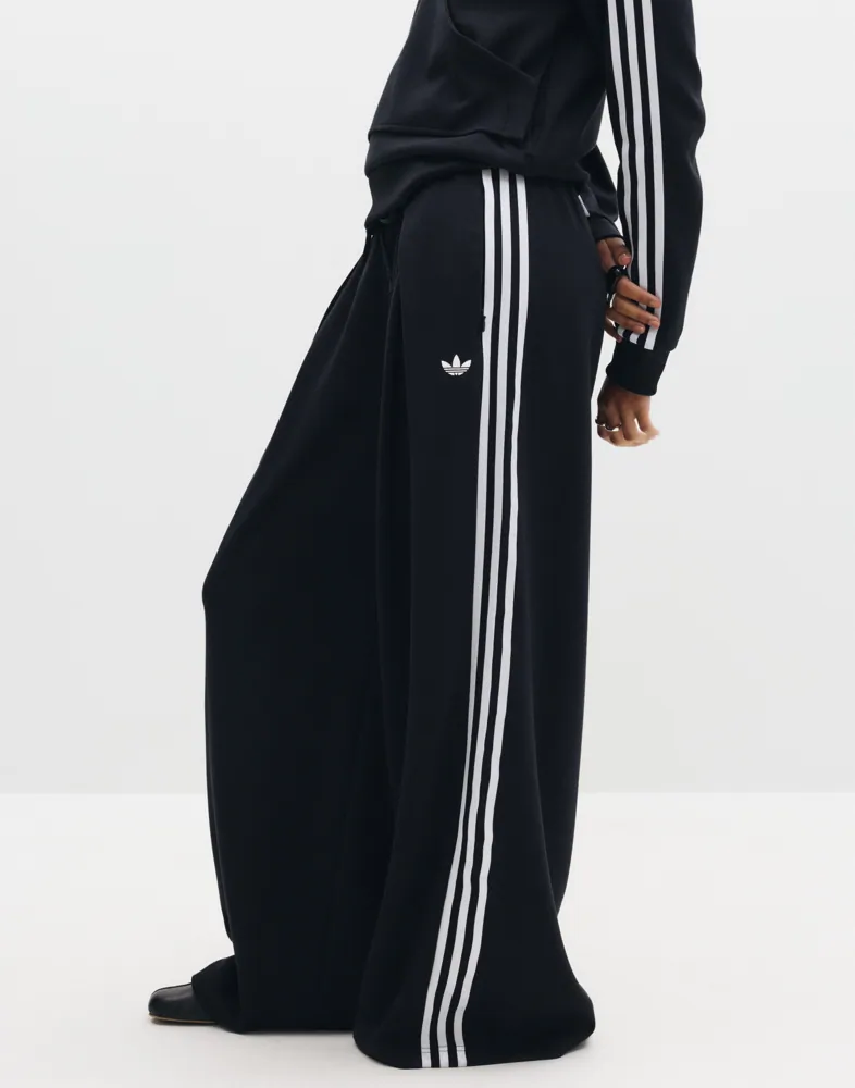 Pleated Tp