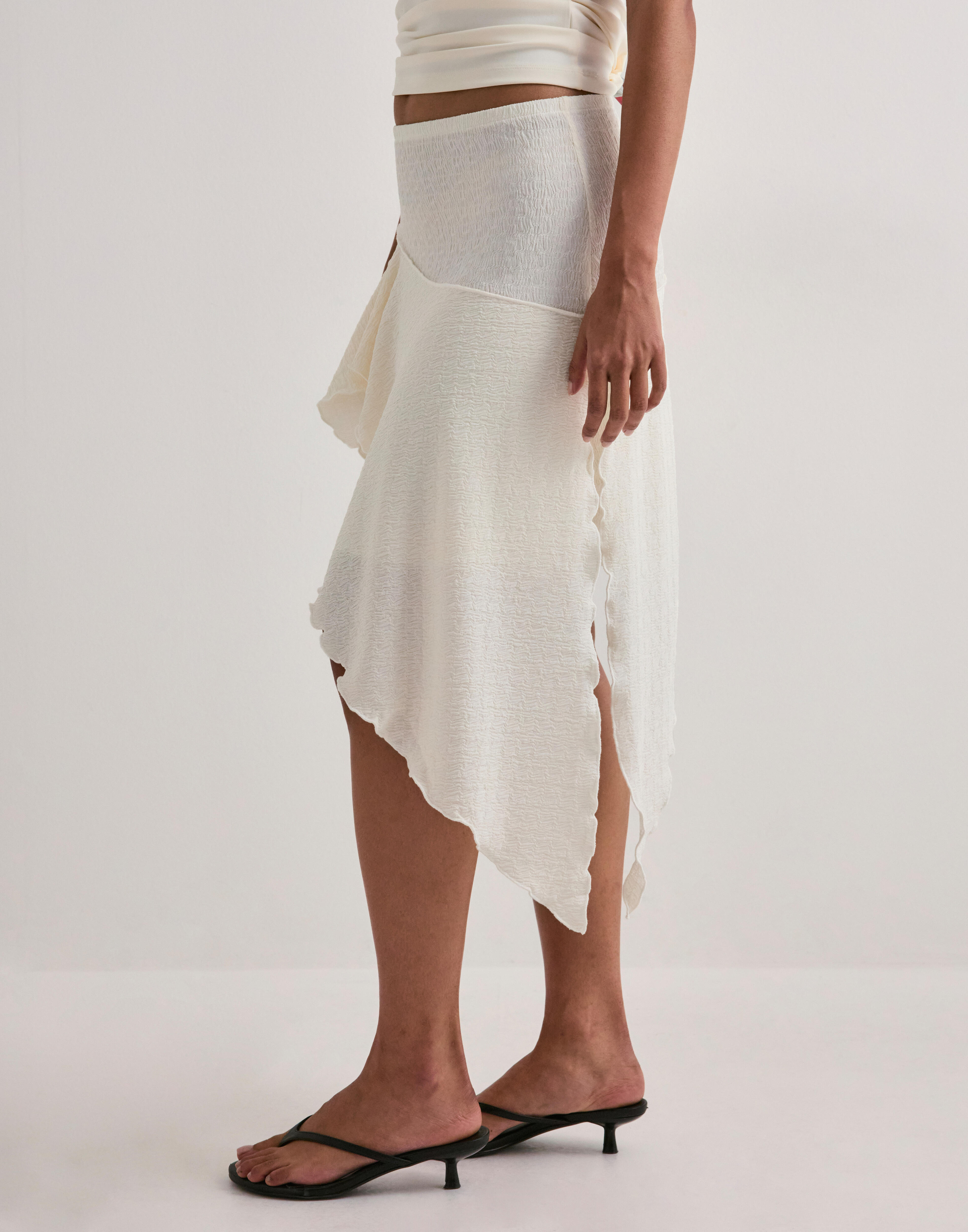 Buy Vero Moda VMHAZEL HW ASM LACE SKIRT JRS EXP - Snow White