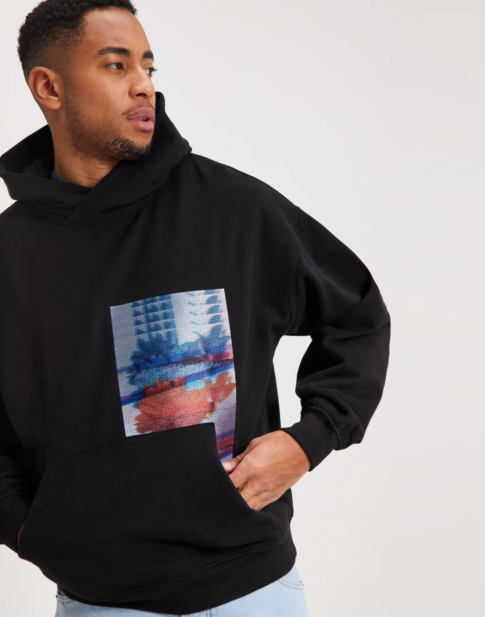 MOTION FLORAL GRAPHIC HOODIE