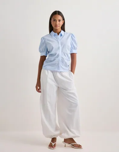 NEO NOIR Frannie Soft Stripe Shirt skjortor dam – bild 2