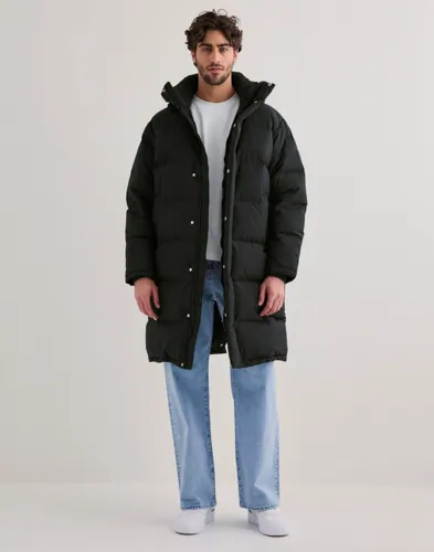 Tommy Jeans svart lång pufferjacka i dun med luva och dragkedja
