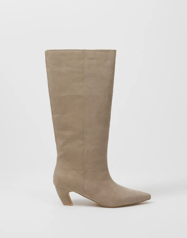 Nelly Curved Under Knee Boot kängor & boots dam