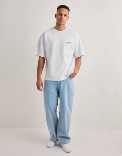 Que Sera Sera Café Sera Sera Tee T-shirts med tryck herr – bild 3
