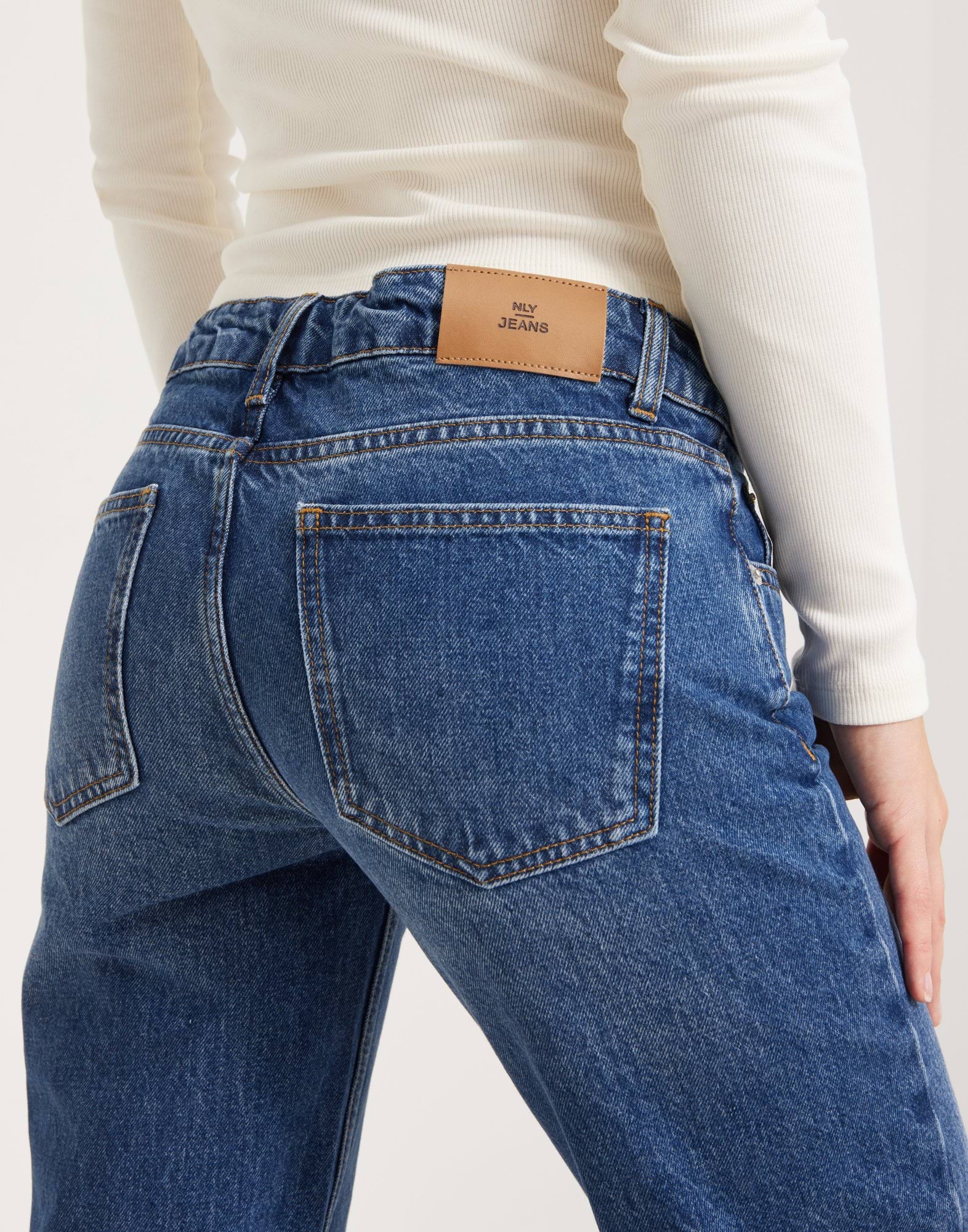 Low Waist Straight Leg Jeans