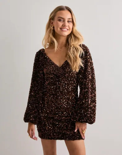 Nelly - Brun - Sparkle Heartshaped Dress