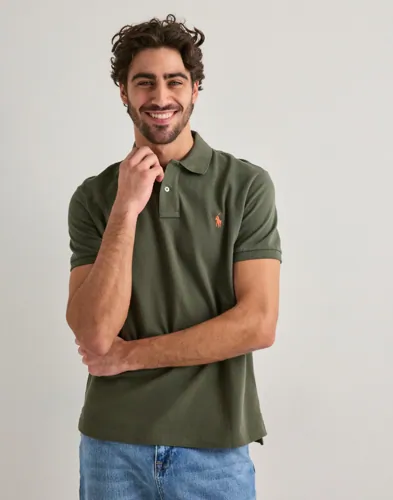 Grön kortärmad piké från Polo Ralph Lauren med knappförsedd krage