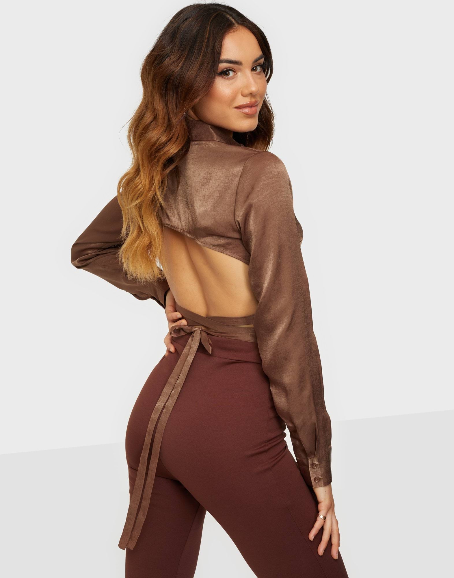Cropped Tie Satin Blouse