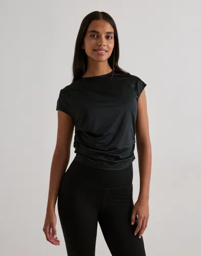 Aim'n - Sort - Luminous Draped Short Sleeve