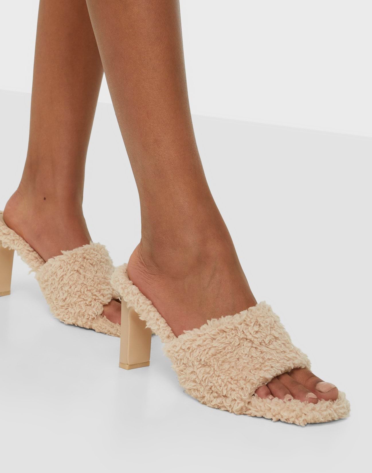 Up Dressed Cozy Heel