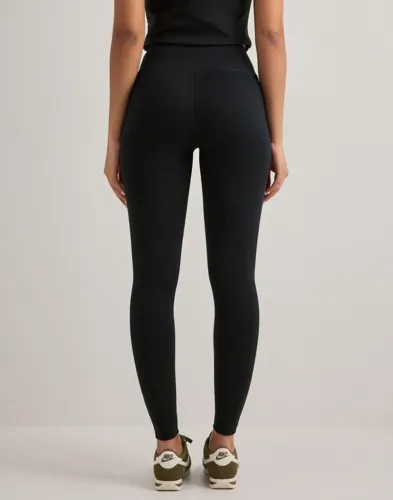 NIKE W Nk Df One Hr Tight Useam träningstights dam – bild 3