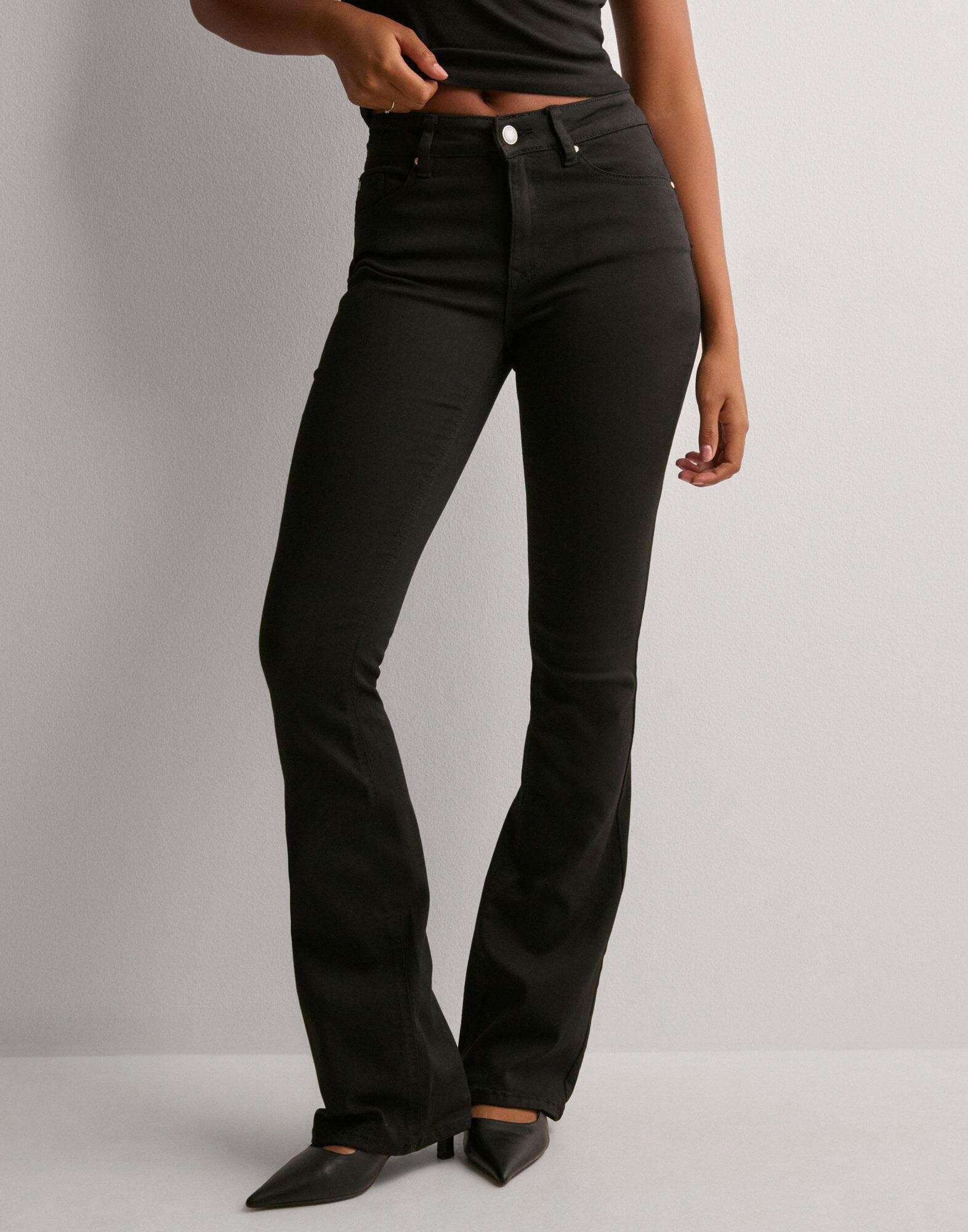 Buy Vero Moda VMFLASH MR FLARED JEANS LI140 GA NO - Black