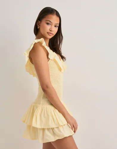 Nelly Smock Flounce Dress sommarklänningar dam – bild 3