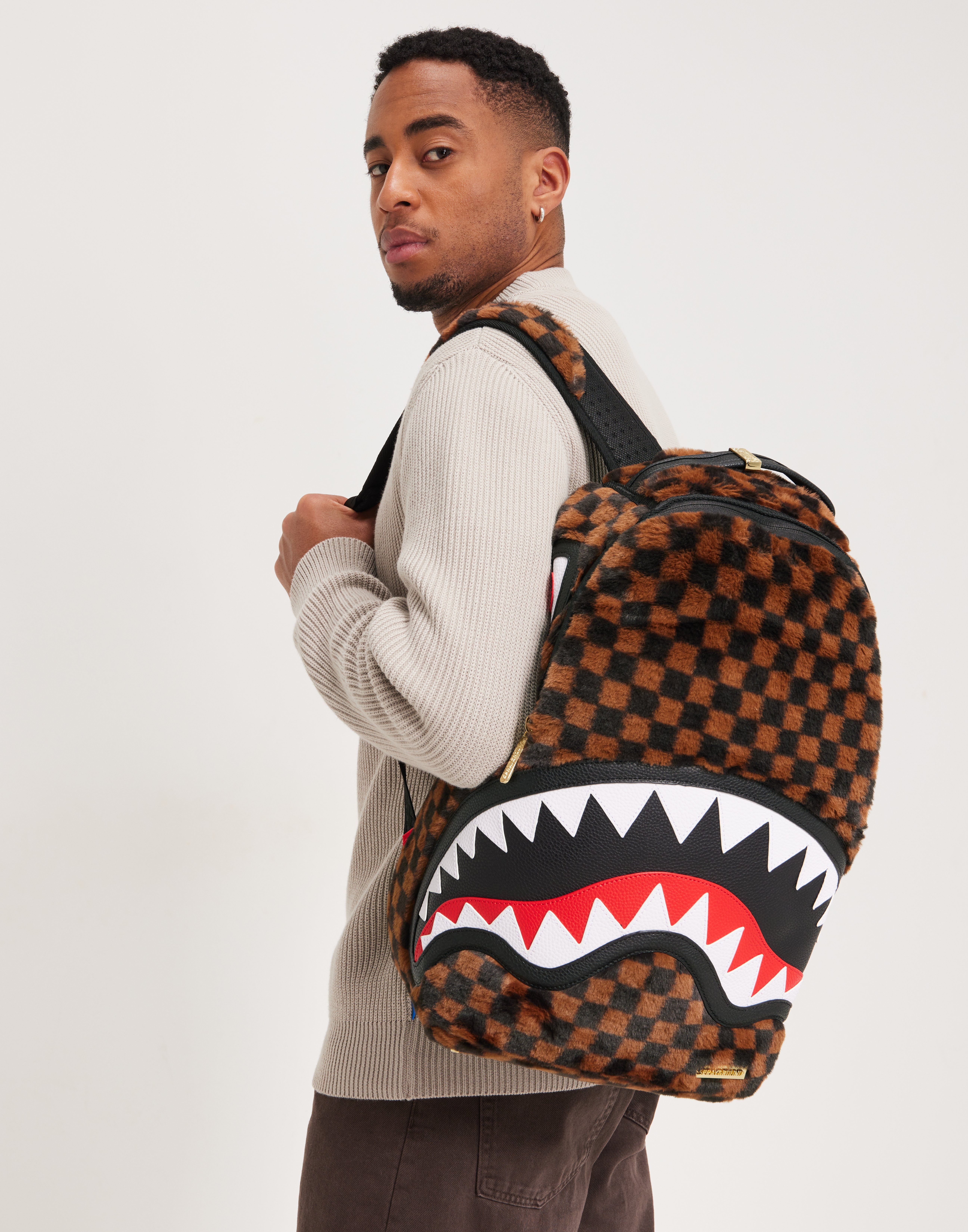 Sprayground sharks in paris on sale