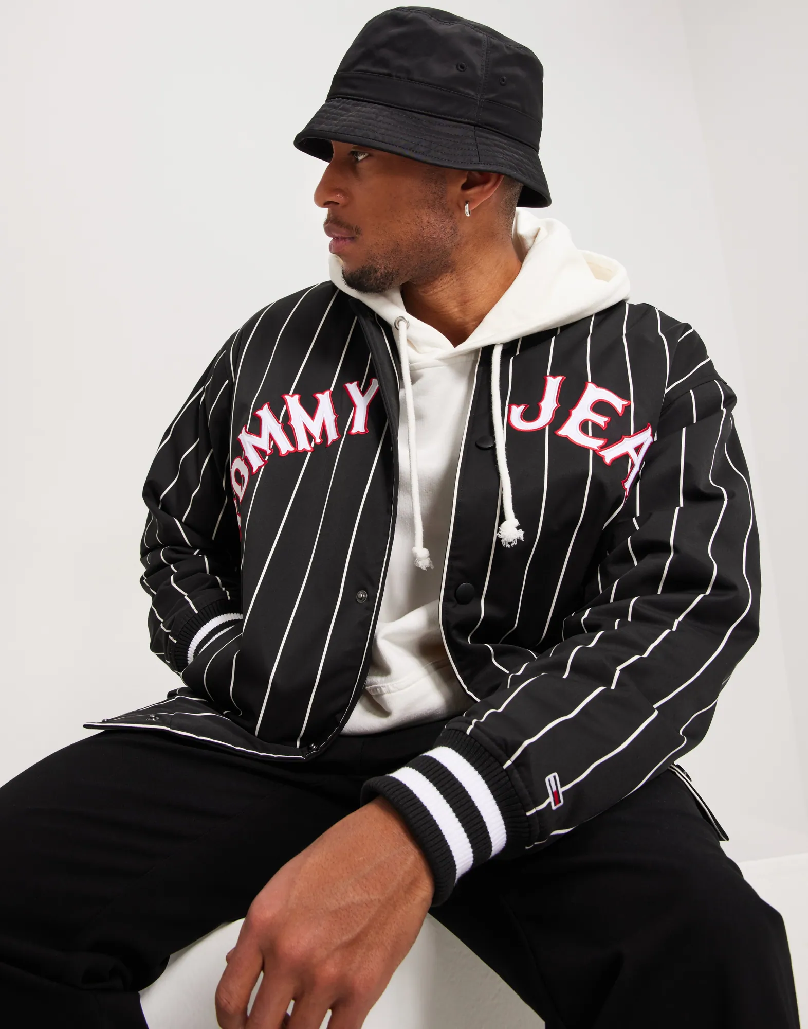 TJM RLX PINSTRIPE BOMBER