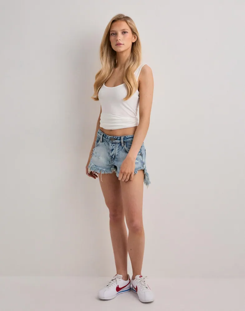 One Teaspoon Dukes Low Waist Denim Shorts dam – bild 3