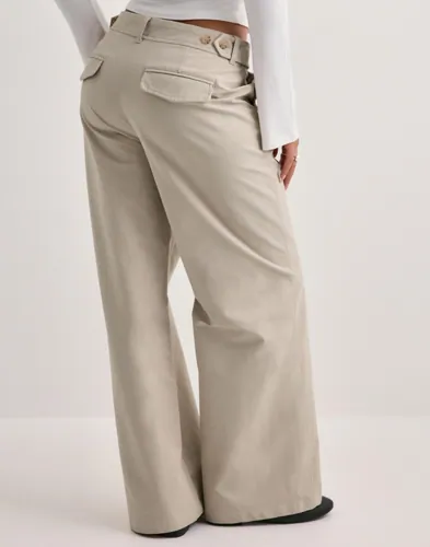 Nelly - Beige - Cargo Strap Pants