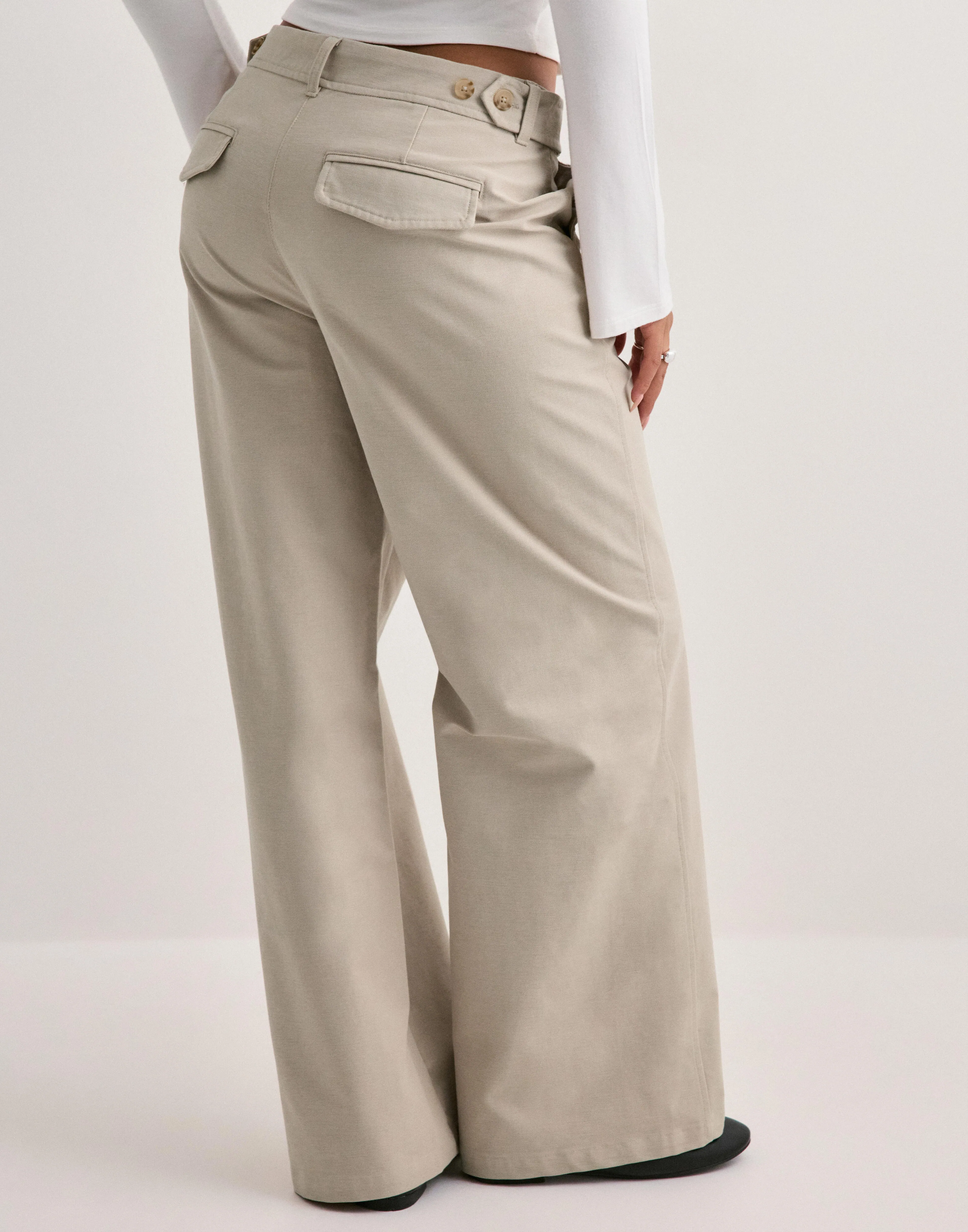 Nelly - Beige - Cargo Strap Pants