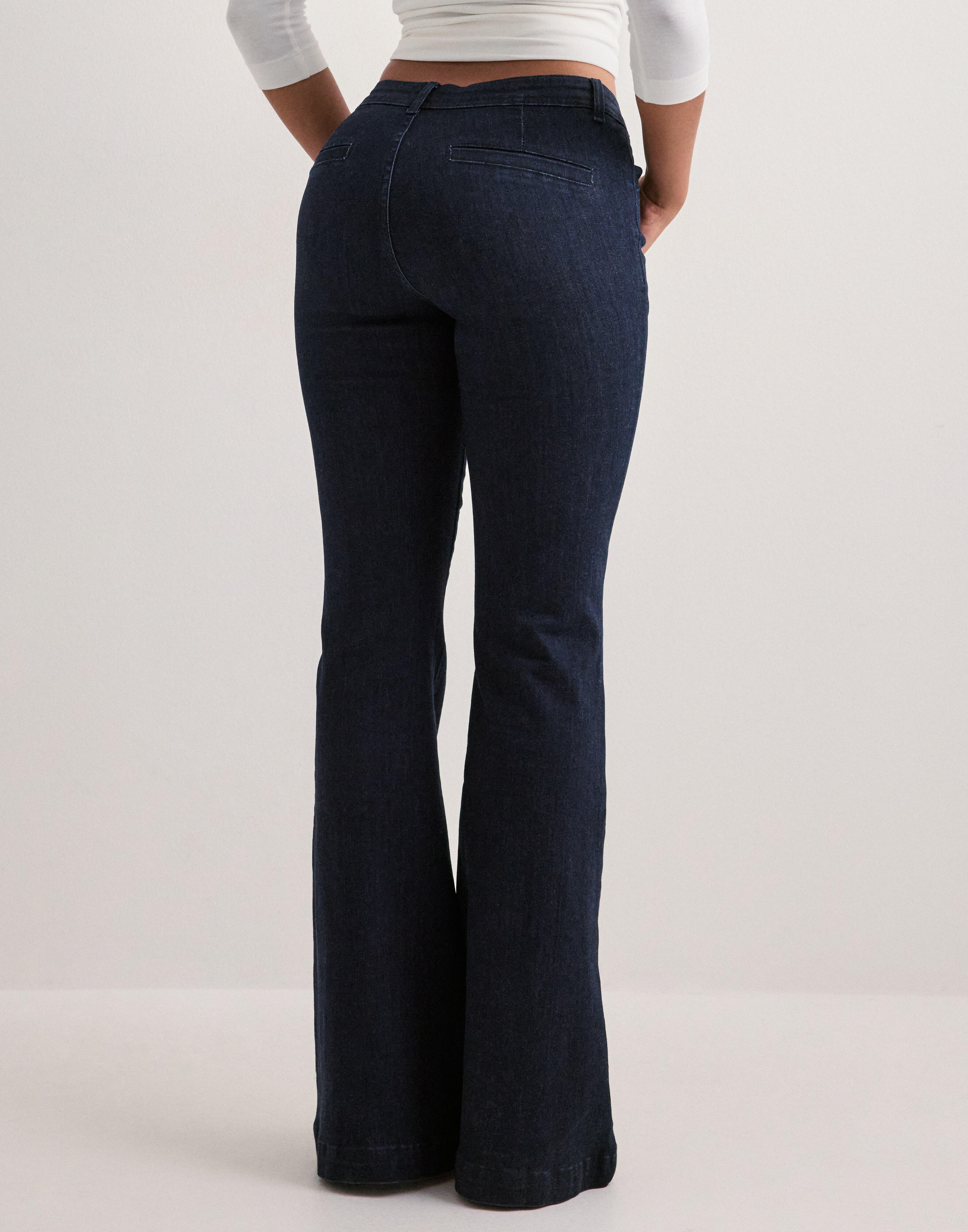 Nelly denim suit pants i — byxor med fickor från Nelly