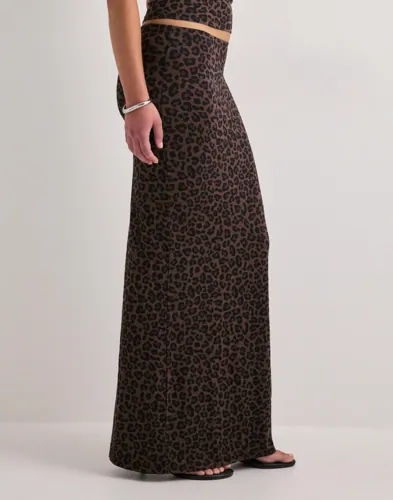 Nelly Perfect low waist printed skirt maxikjolar dam – bild 2