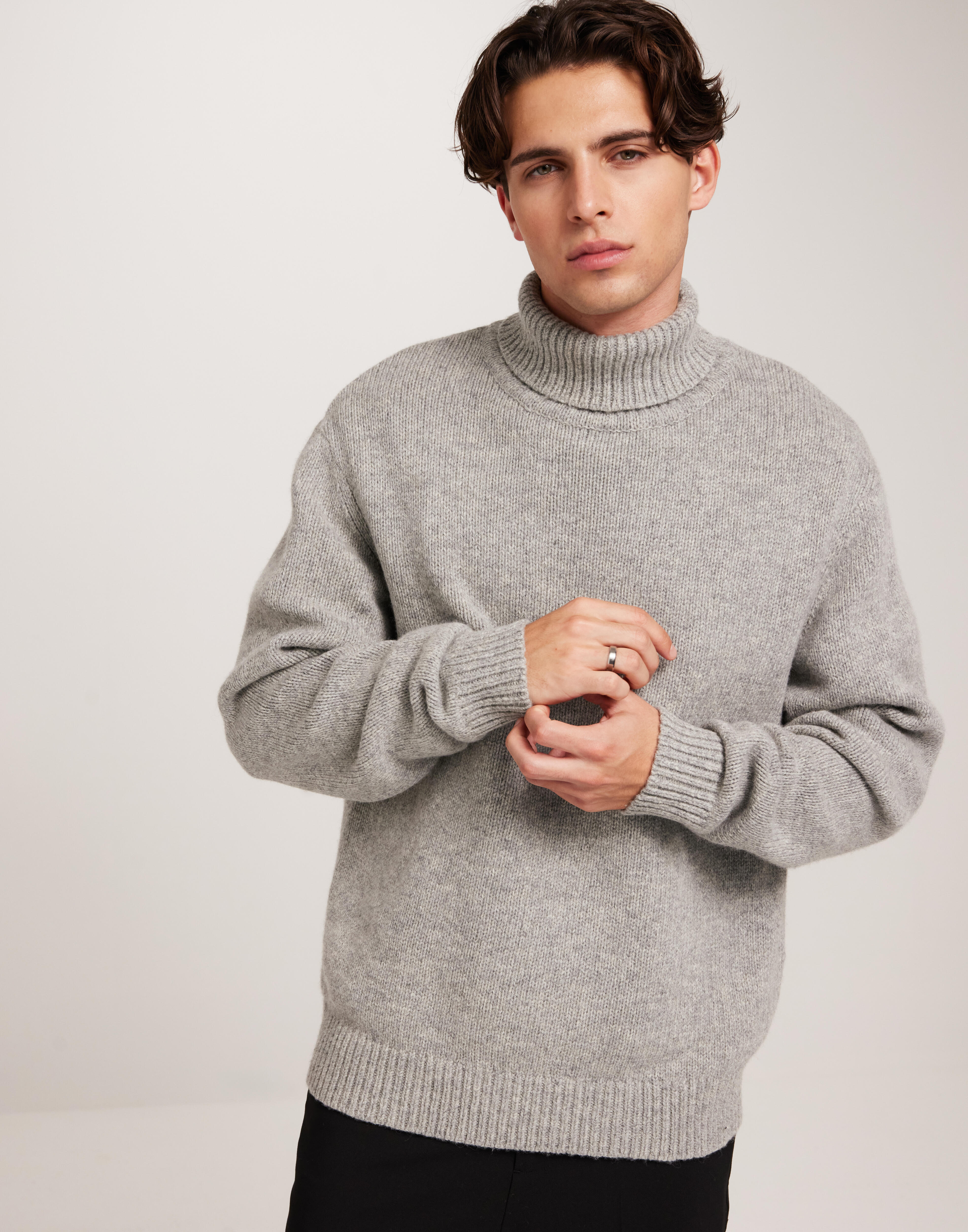 Buy Selected Men SLHCODY LS KNIT RELAXED ROLL NECK - Light Grey