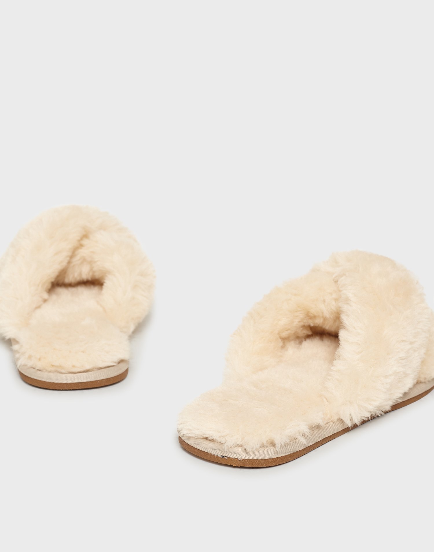 Köp Nelly Perfect Furry Friend - Beige | Nelly.com