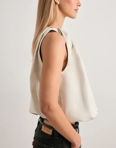MALINA Valentina Knotted Shoulder Sat blusar dam – bild 2