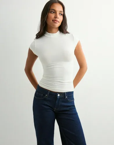 Nelly - Hvid - Ultra Soft Turtleneck Tee