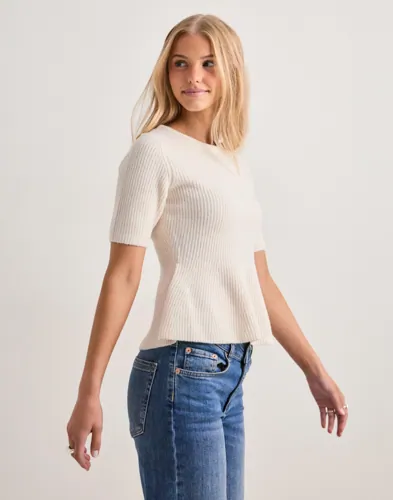 Pcsilly Ss O-Neck Peplum Knit Bc 2