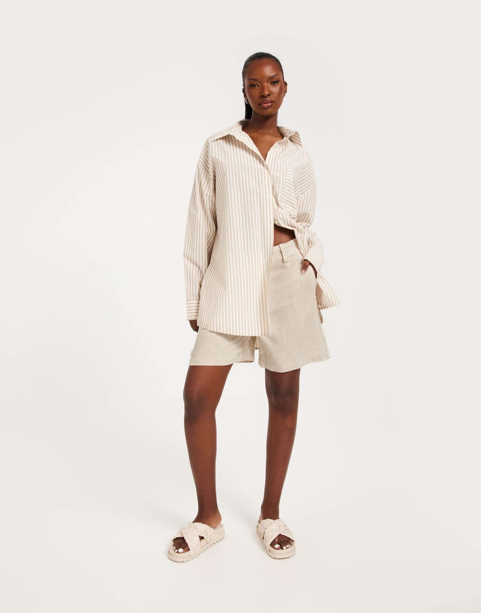 VMVERHERA MR LONG LINEN SHORTS