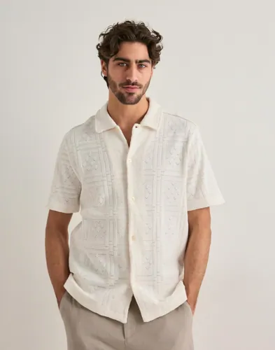 LES DEUX Hector Pointelle Ss Shirt Kortärmade skjortor herr – bild 2