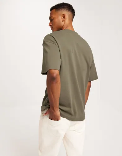 JACK & JONES Jjeurban Edge Tee Ss O-Neck Noos T-Shirts & Linnen t-shirts - bas herr – bild 3