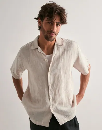 Selected Men Slhrelaxkylian Mix Ss Shirt Resort Linneskjortor Beige