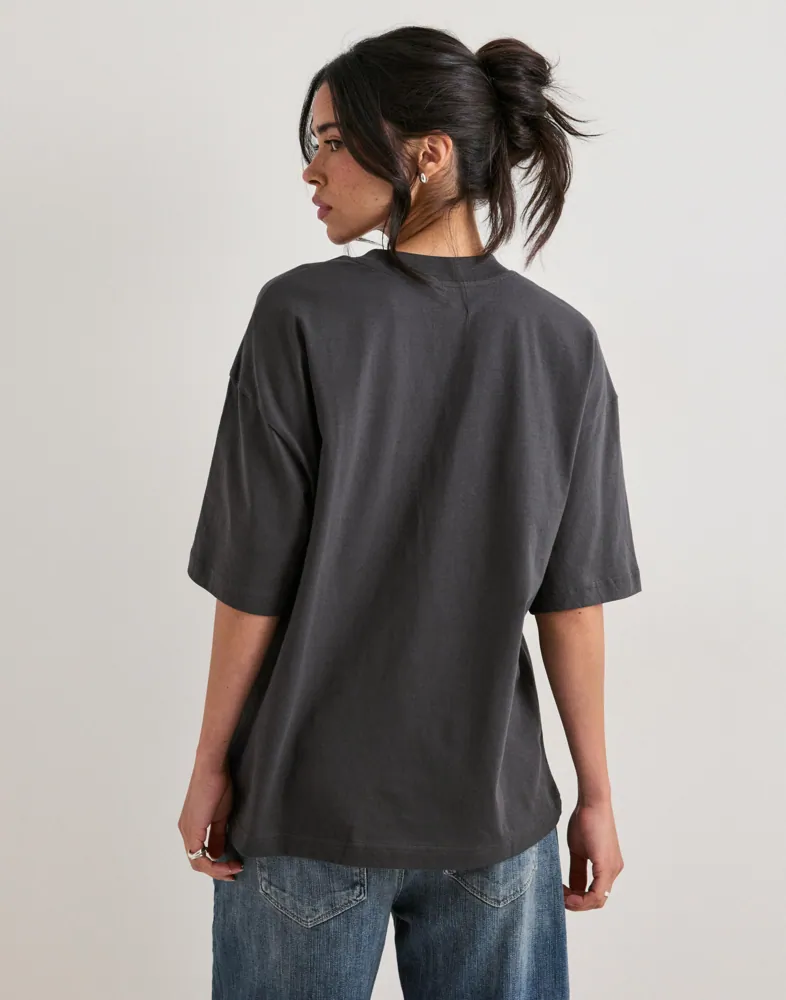 New Balance Trackside Oversized T-shirt dam – bild 2