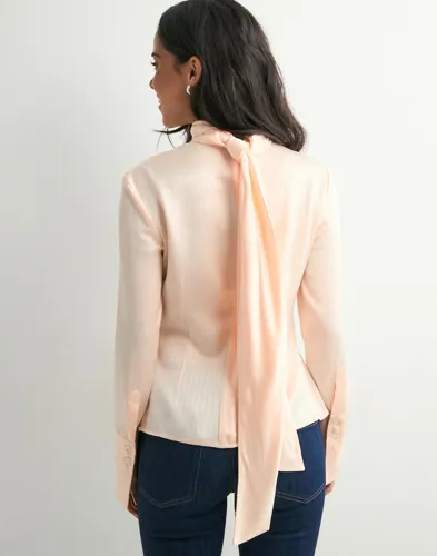 MALINA Celene Tie Detailed Satin blouse blusar dam – bild 2