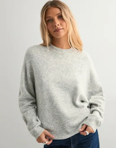 Nelly - Grå - Sleeve Focus Knit Sweater