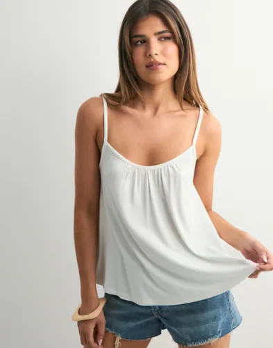 Nelly - Hvid - Flowy Strap Top